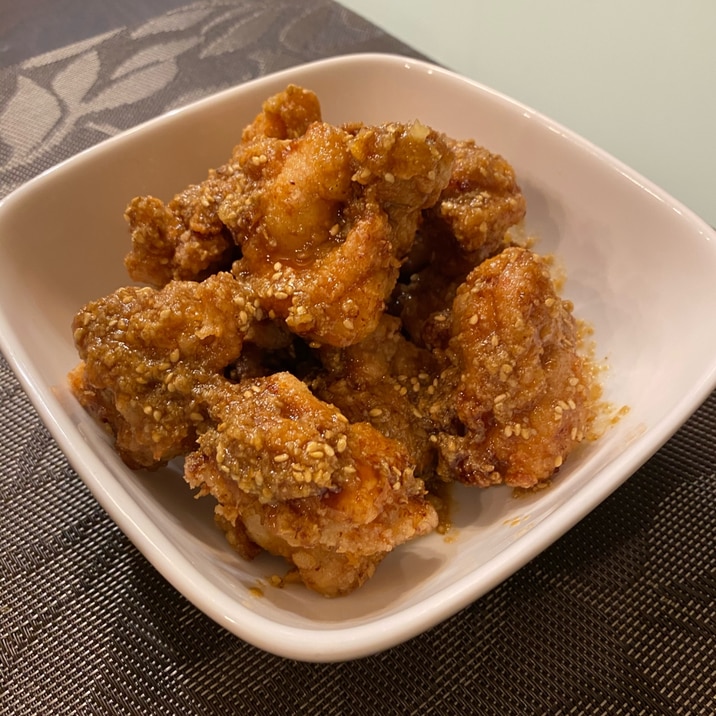からやま風、ごまとにんにくの甘辛だれの唐揚げ!